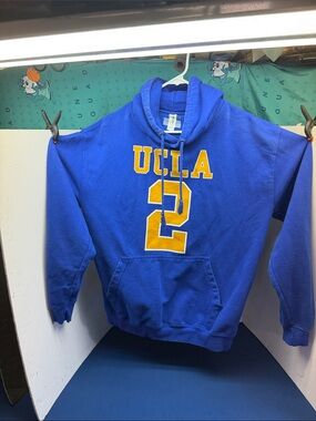 UCLA Bruins Men’s Hoodie Adult Large Blue Pullover Sweatshirt Lonzo Ball 2 Men.